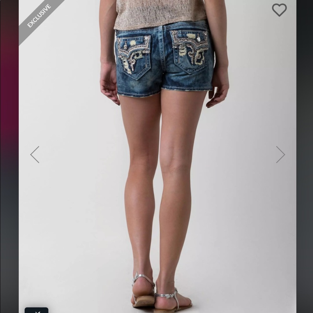 Rock Revival Betty Shorts 🍑